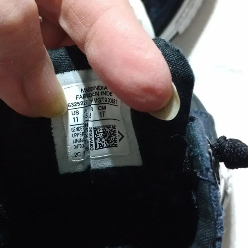 Vans kids 11 shoes